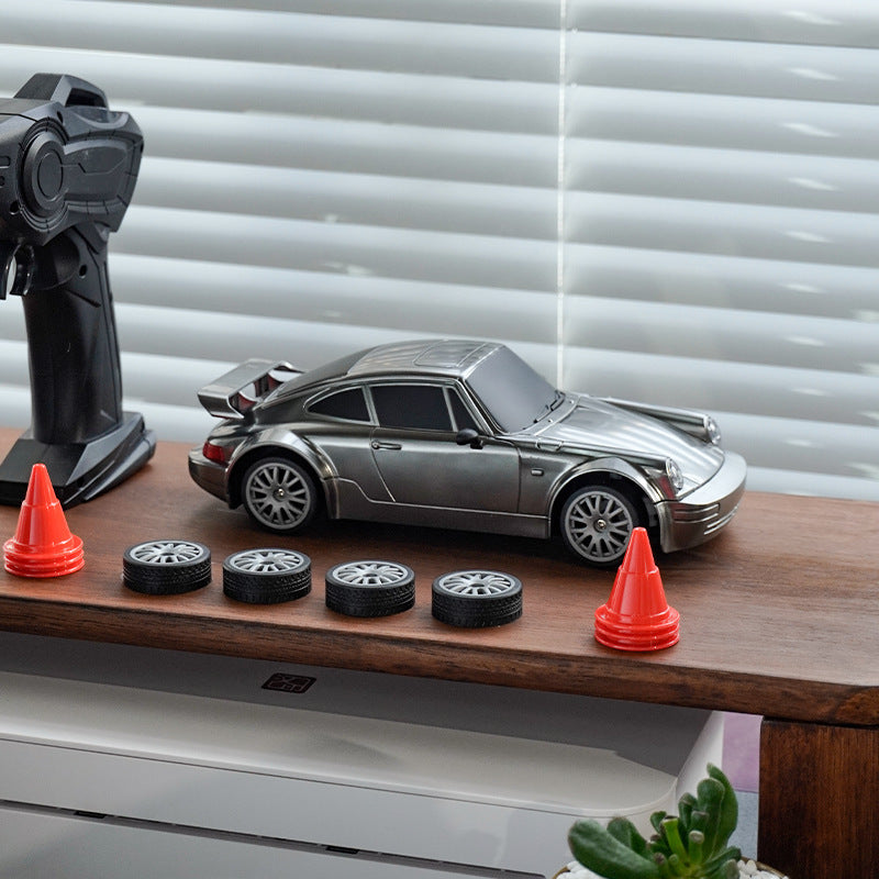 Auto RC Drift 4WD con Luci LED e Telecomando — Alta Velocità
