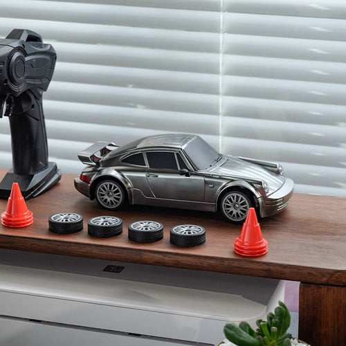 Coche RC Drift 4x4 con Luces LED y Mando a Distancia — Alta Velocidad
