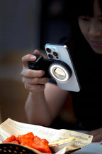 📸 Grip MagSafe con Luce Selfie e Telecomando BT